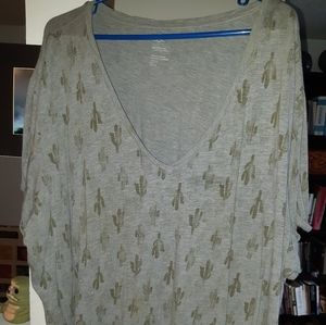 Women's plus size 4x short sleeved top